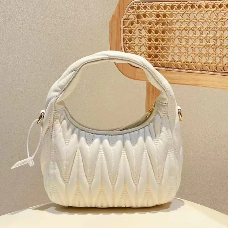 2025年新款大容量女包时尚百搭多功能女包