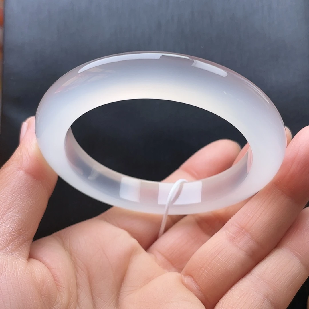 玛瑙/玉髓未镶嵌手镯56圈口