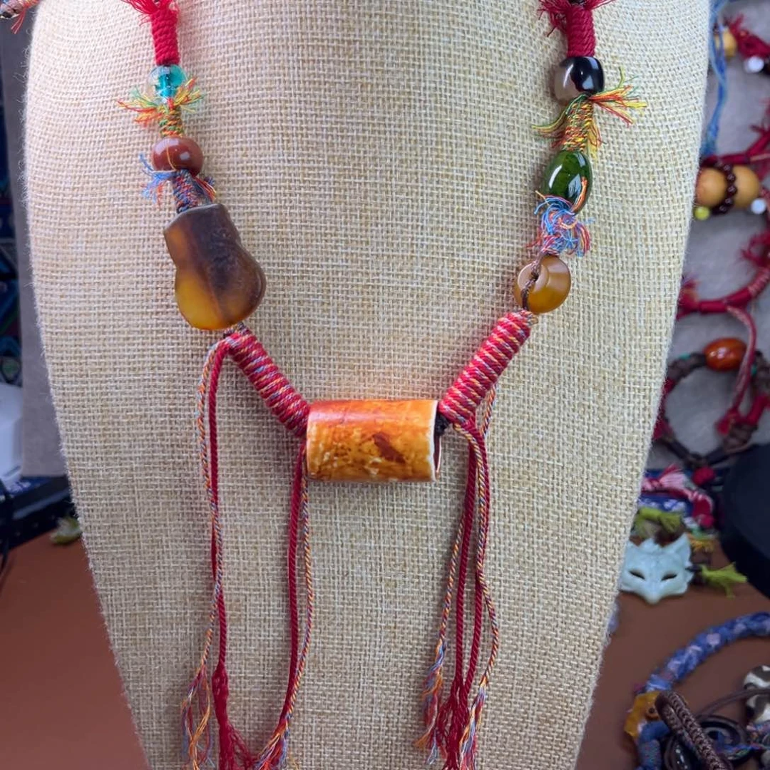 玛瑙/玉髓颈饰未镶嵌