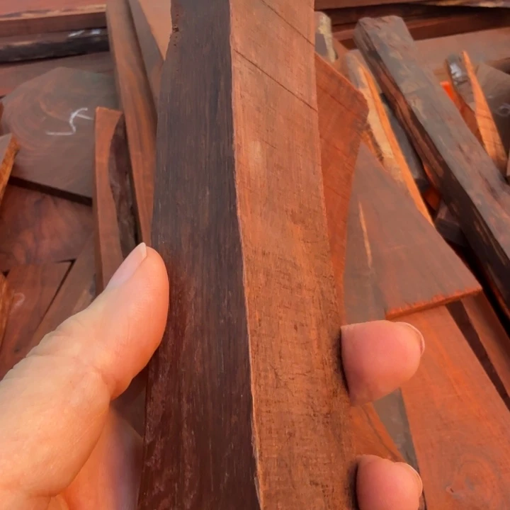 春***然檀香紫檀（小叶紫檀）