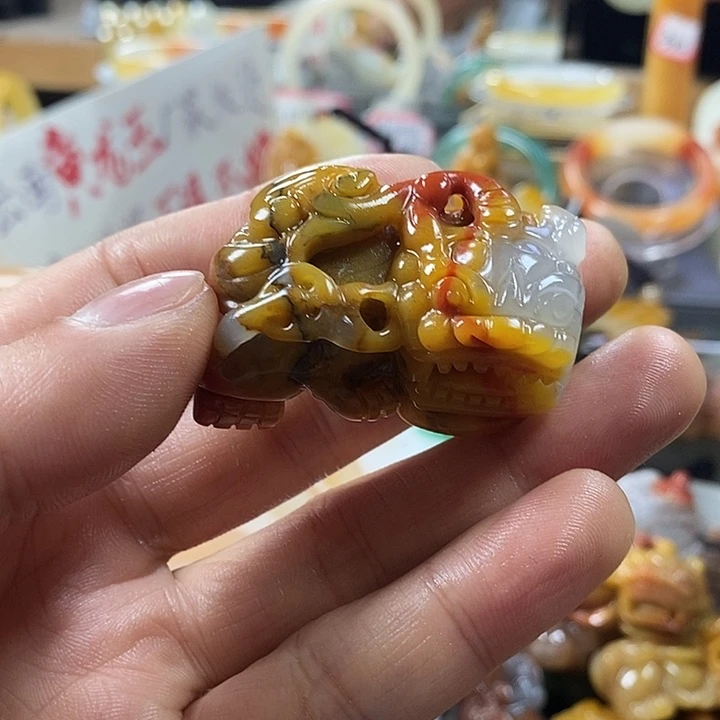 石英质玉（黄龙玉）合金手链