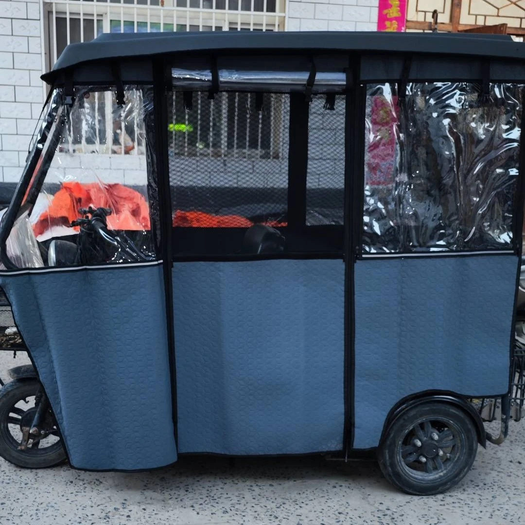 加厚电动三轮车棚雨帘四季通用防晒挡雨防风加棉雨帘。