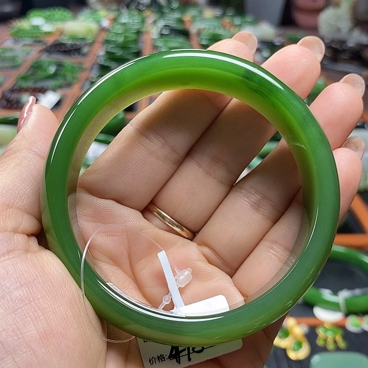 和田玉（碧玉）手镯未镶嵌