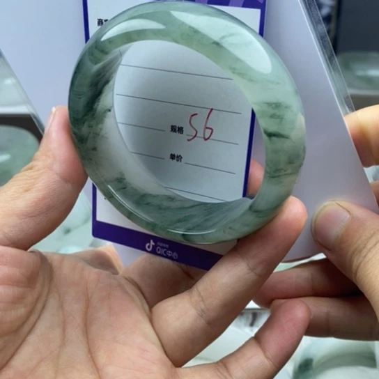 石英质玉（金丝玉）未镶嵌手镯