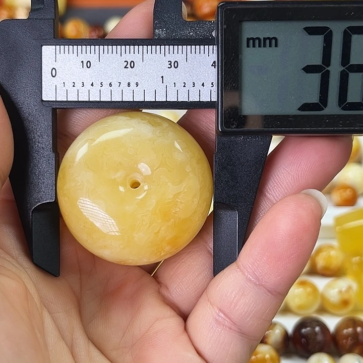 光***向琥珀颈饰未镶嵌770