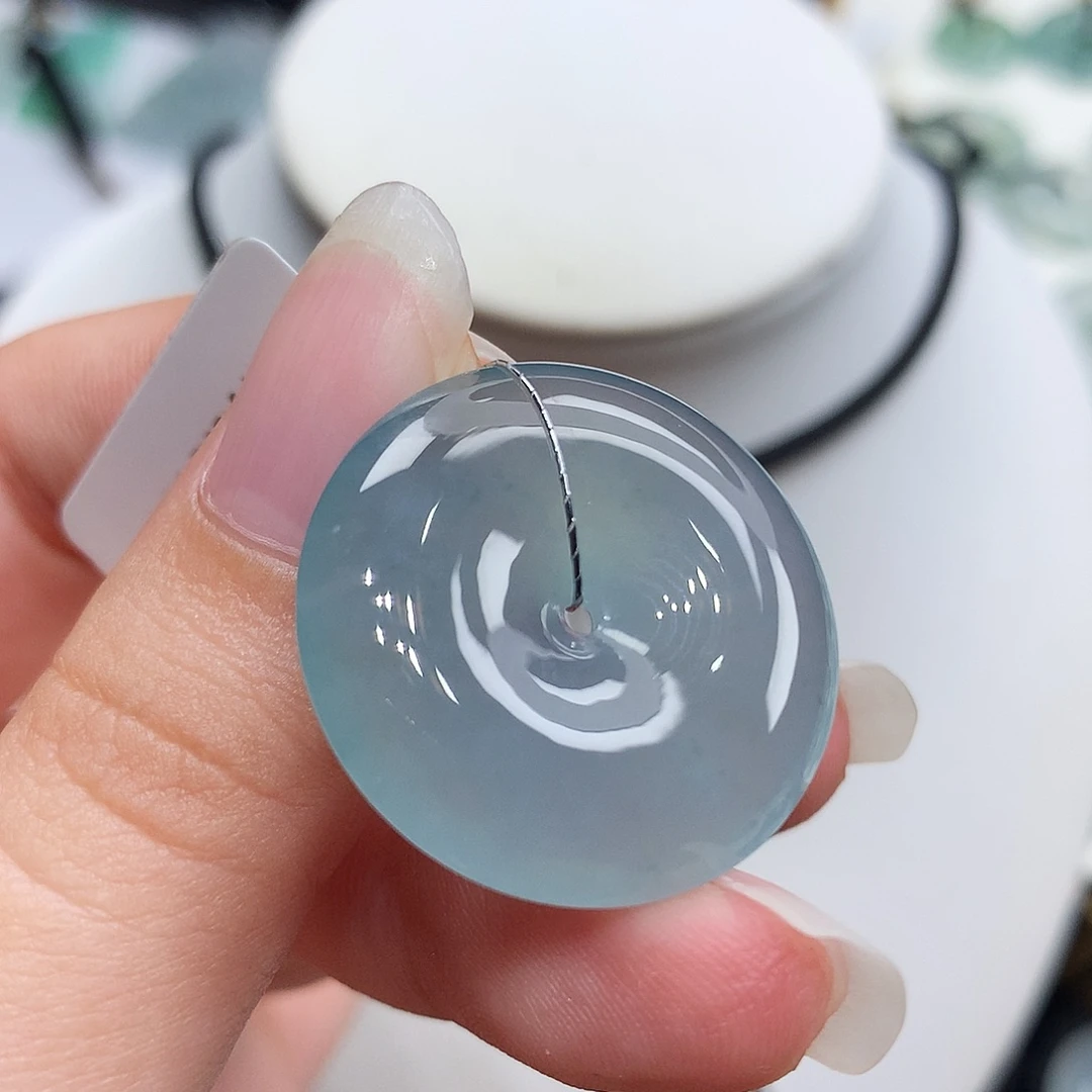 翡翠未镶嵌胸饰翡翠67，26.2/5.5