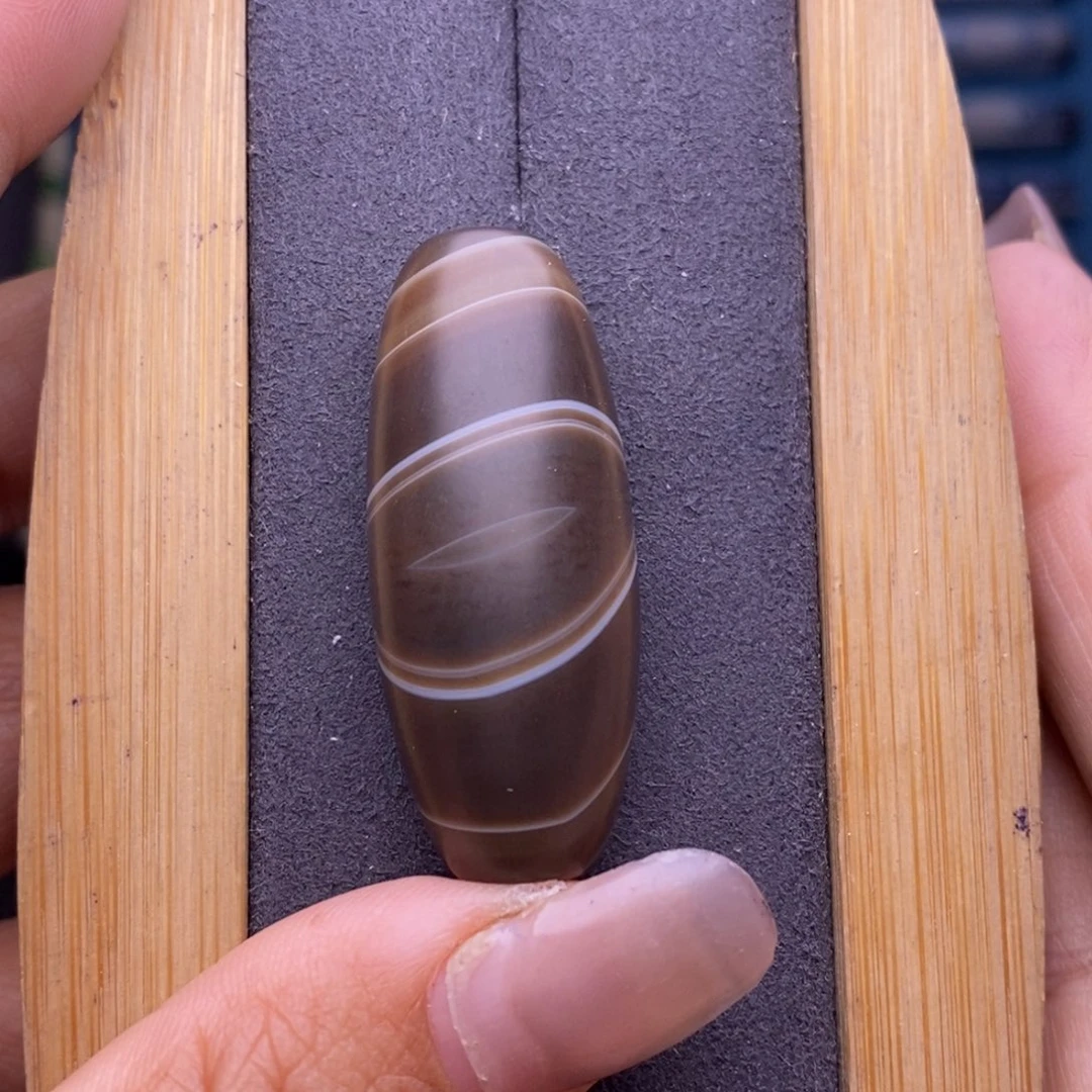 很***天未镶嵌玛瑙/玉髓珠宝半成品