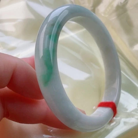 翡翠手镯未镶嵌56.8福利微瑕48小时鉴赏期