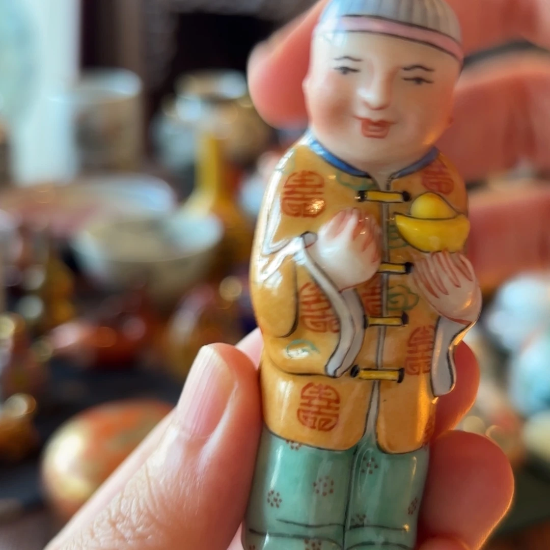 纯手工手绘小地主鼻烟壶