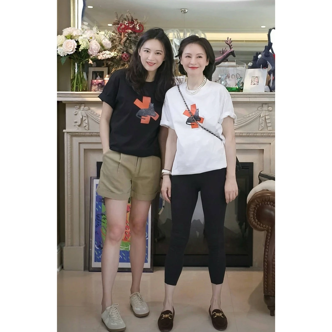 我是摩羯 艺术家联名T 100棉数码印花圆领夏短袖