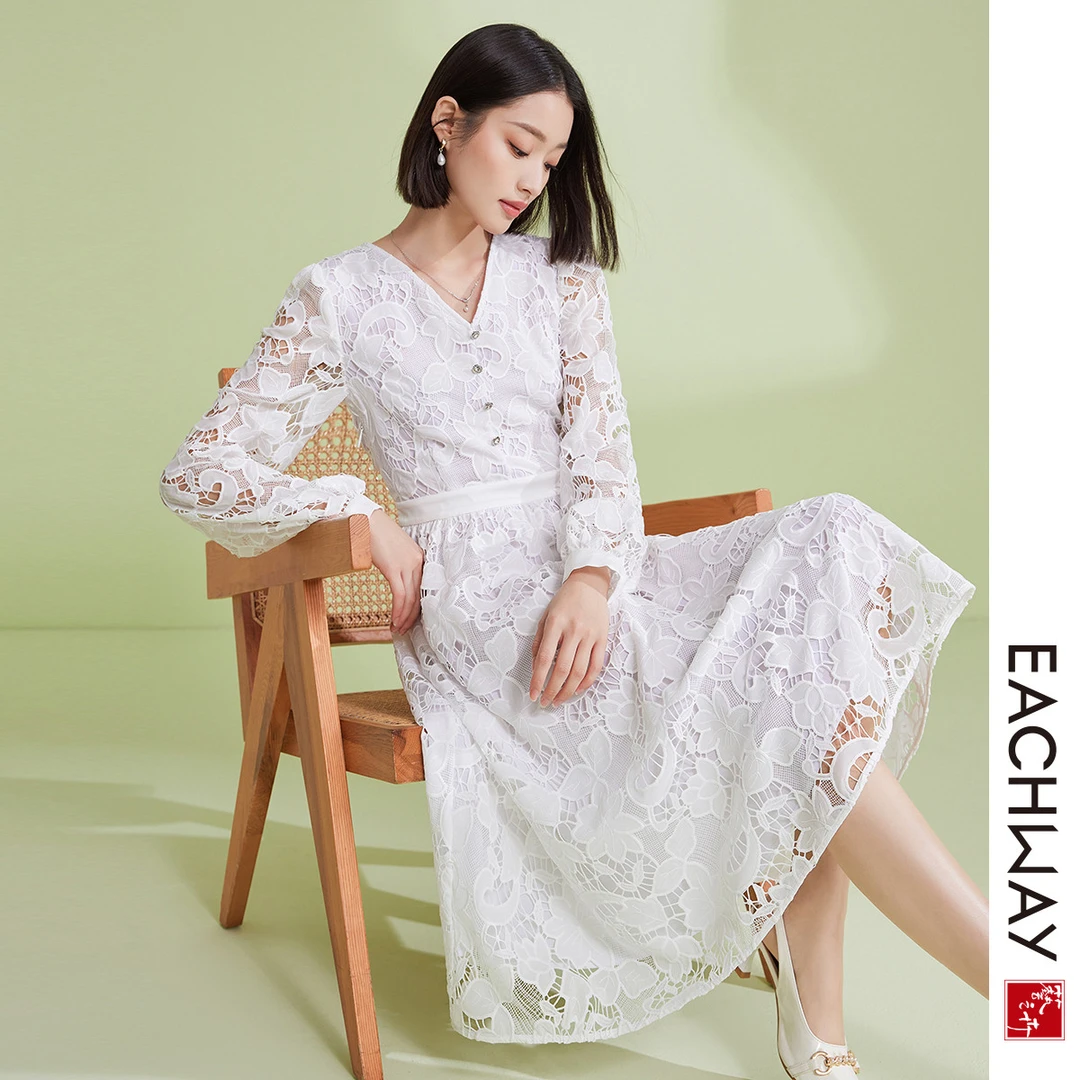 纯欲慵懒风连衣裙秋季蕾丝大摆A字裙女1S41L55036