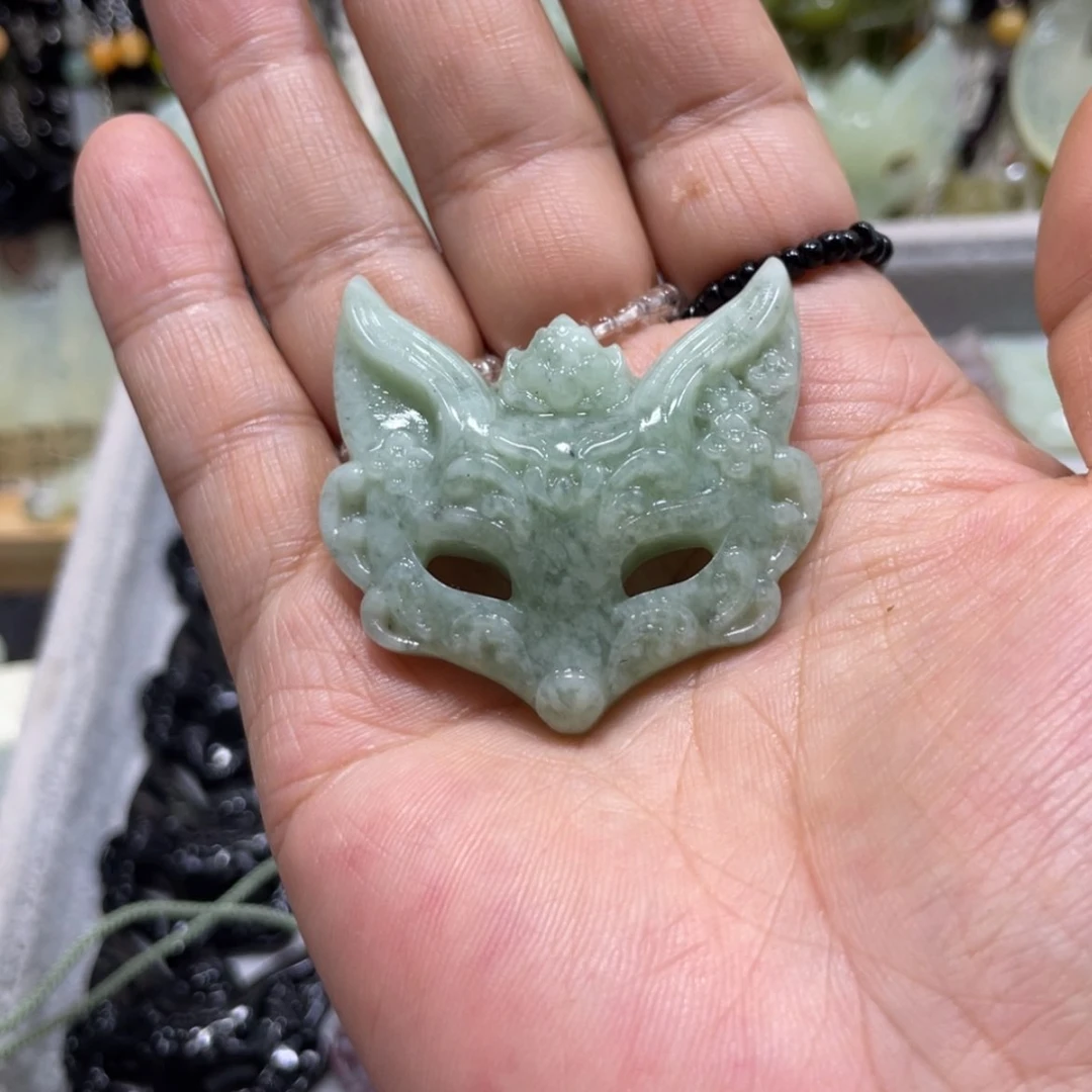 【闪购商品】岫玉颈饰未镶嵌我**了55手牌