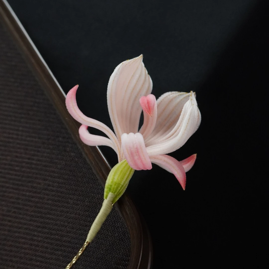 手工美人蕉金属单簪非遗绒花南京绒花日常旗袍配饰古风复古发簪