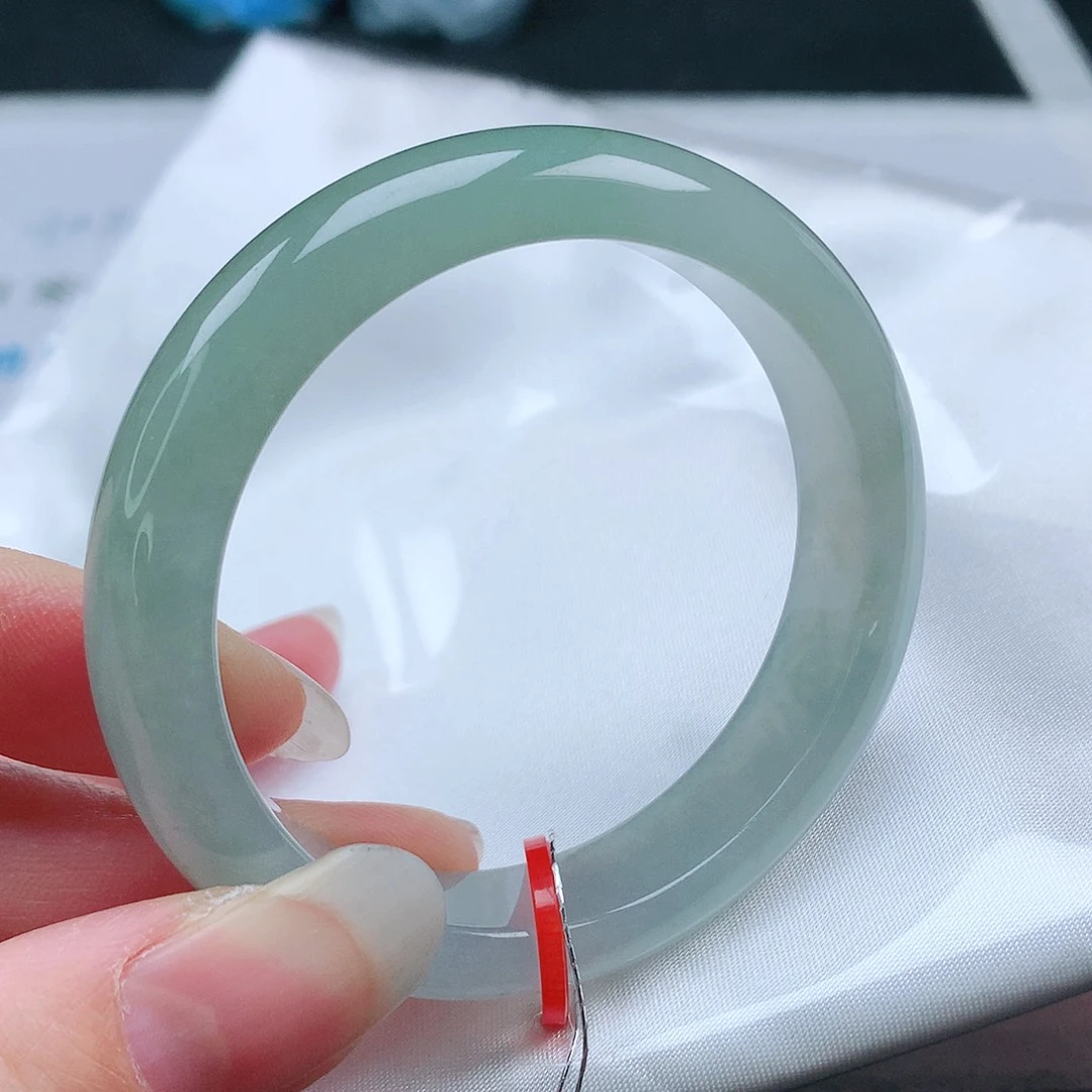 翡翠手镯未镶嵌50/51圈