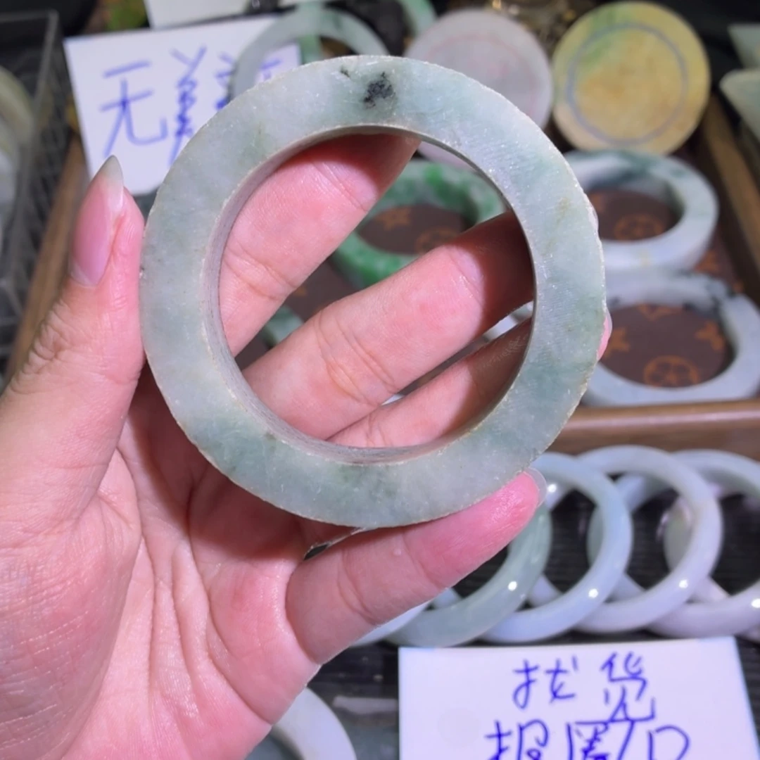 定制翡翠未镶嵌翡翠A货毛胚手镯定制