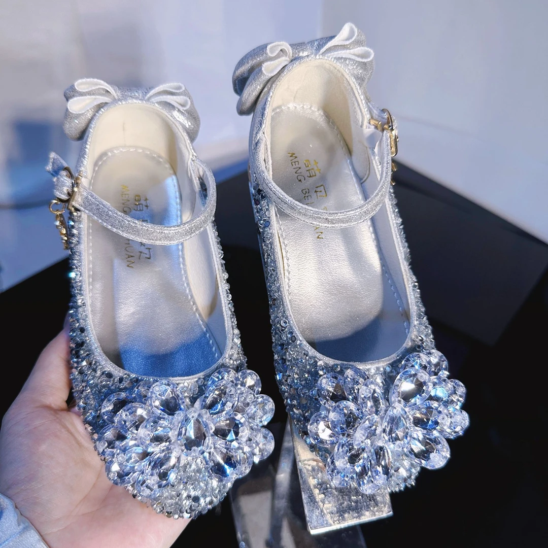 全包女童公主高跟鞋儿童百搭满钻小女孩软底银色演出走秀上台表演
