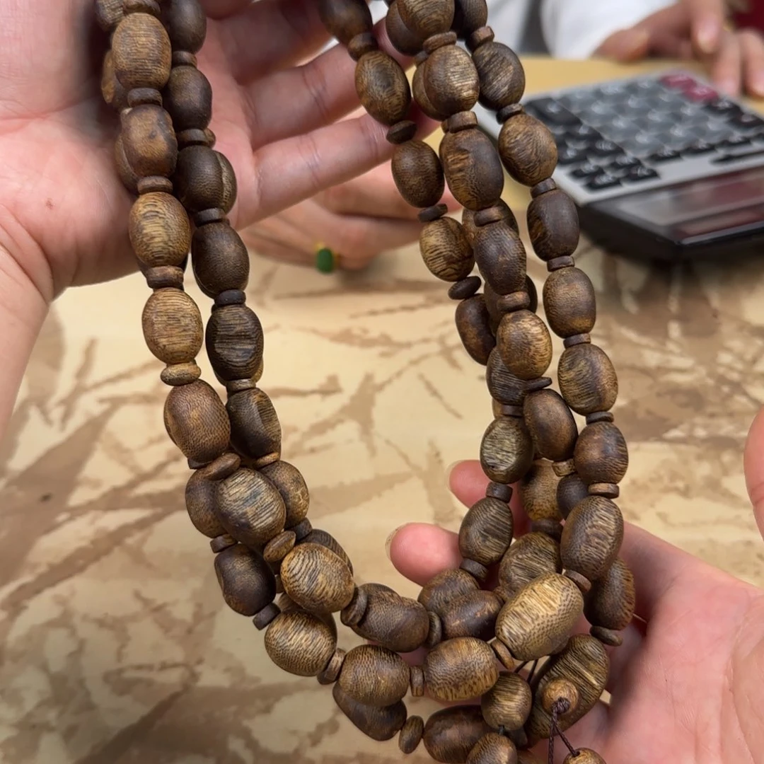 沉香手串绿棋陆河瘤疤多样性发货1条45克