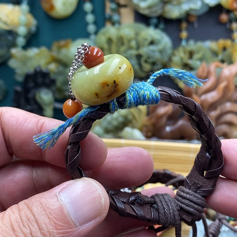 【闪购商品】未镶嵌岫玉手牌