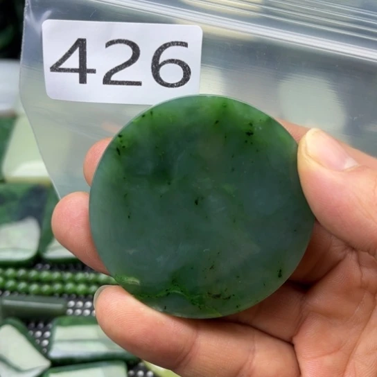 和田玉未镶嵌珠宝半成品