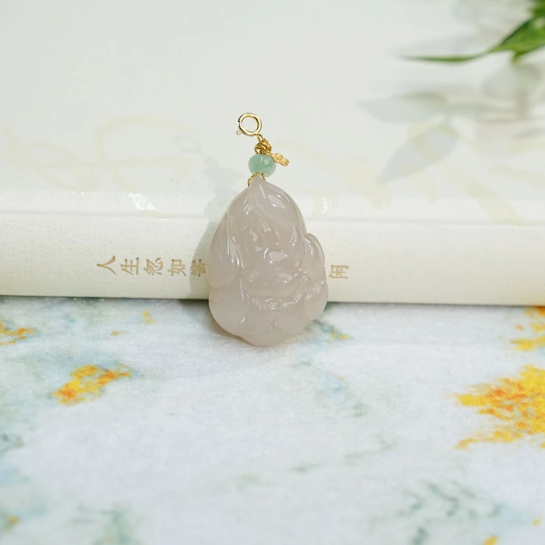 【睿泽&小池专属】18K和田玉藕粉九尾狐搭缅翡吊坠 21.5*30*11