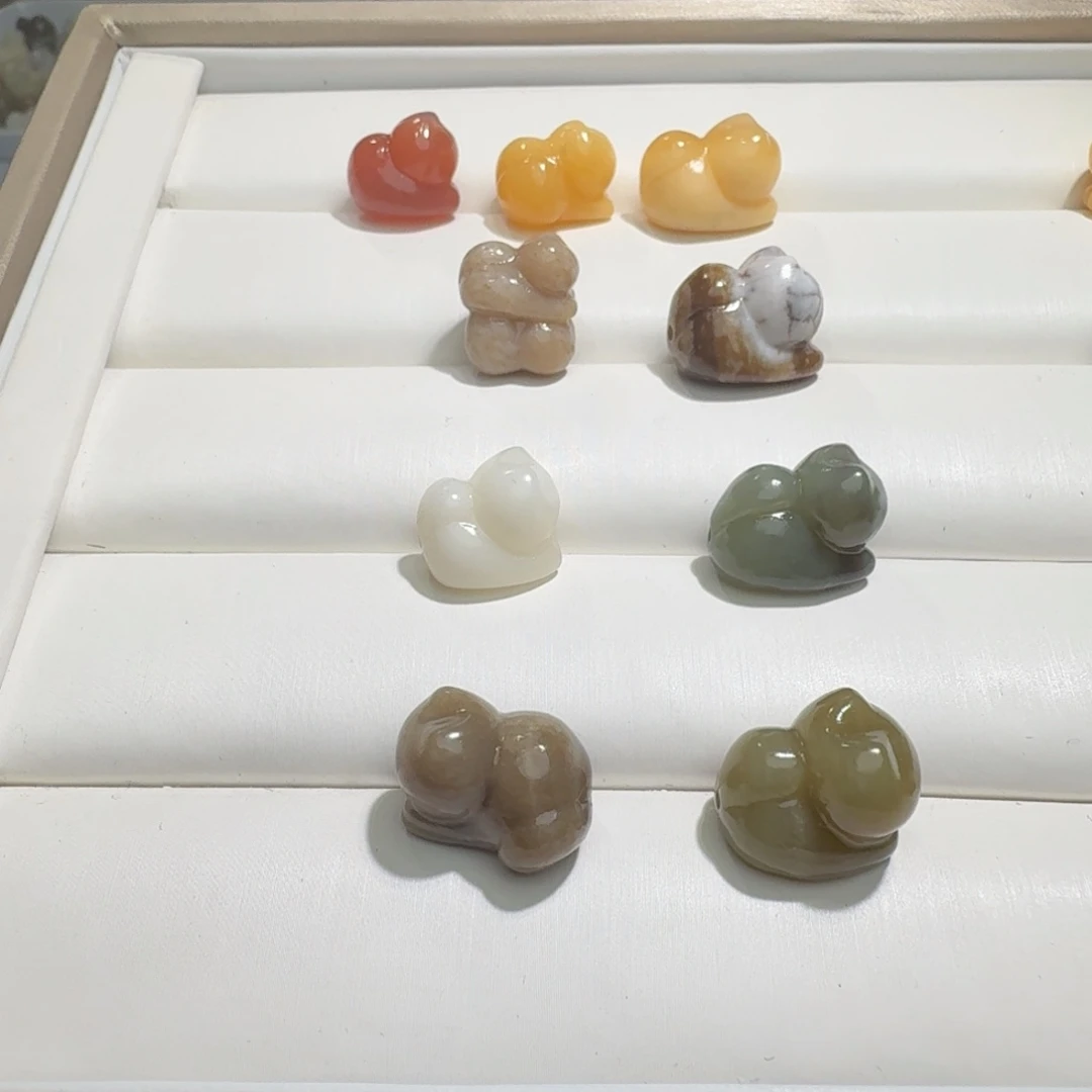 追***1和田玉未镶嵌珠宝奇石