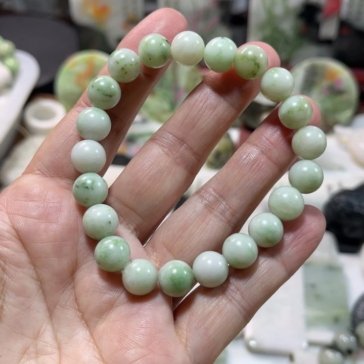 独山玉未镶嵌颈饰卡10