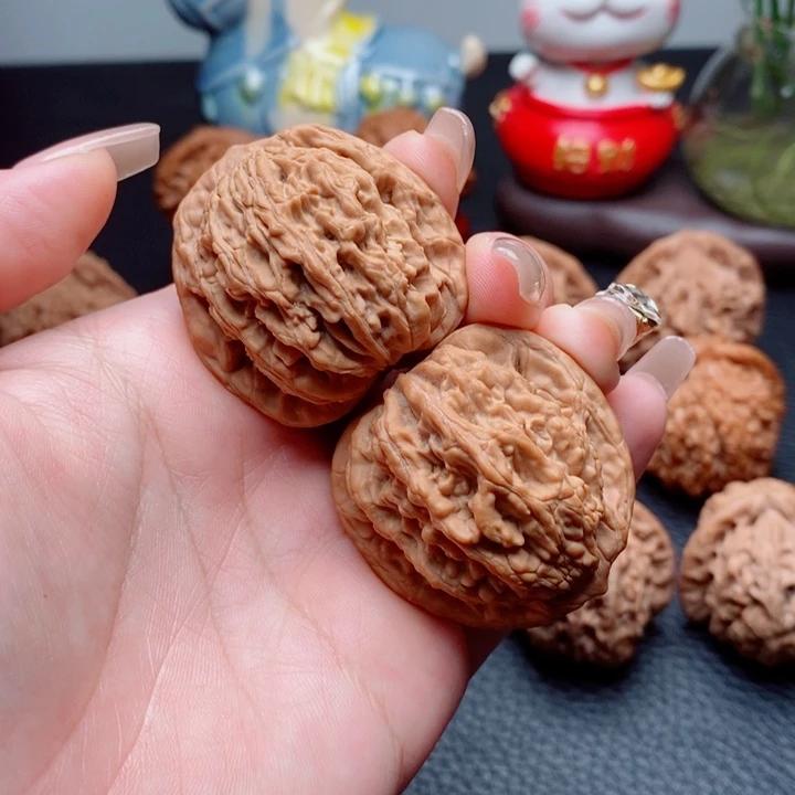 文玩核桃把件麦虎39