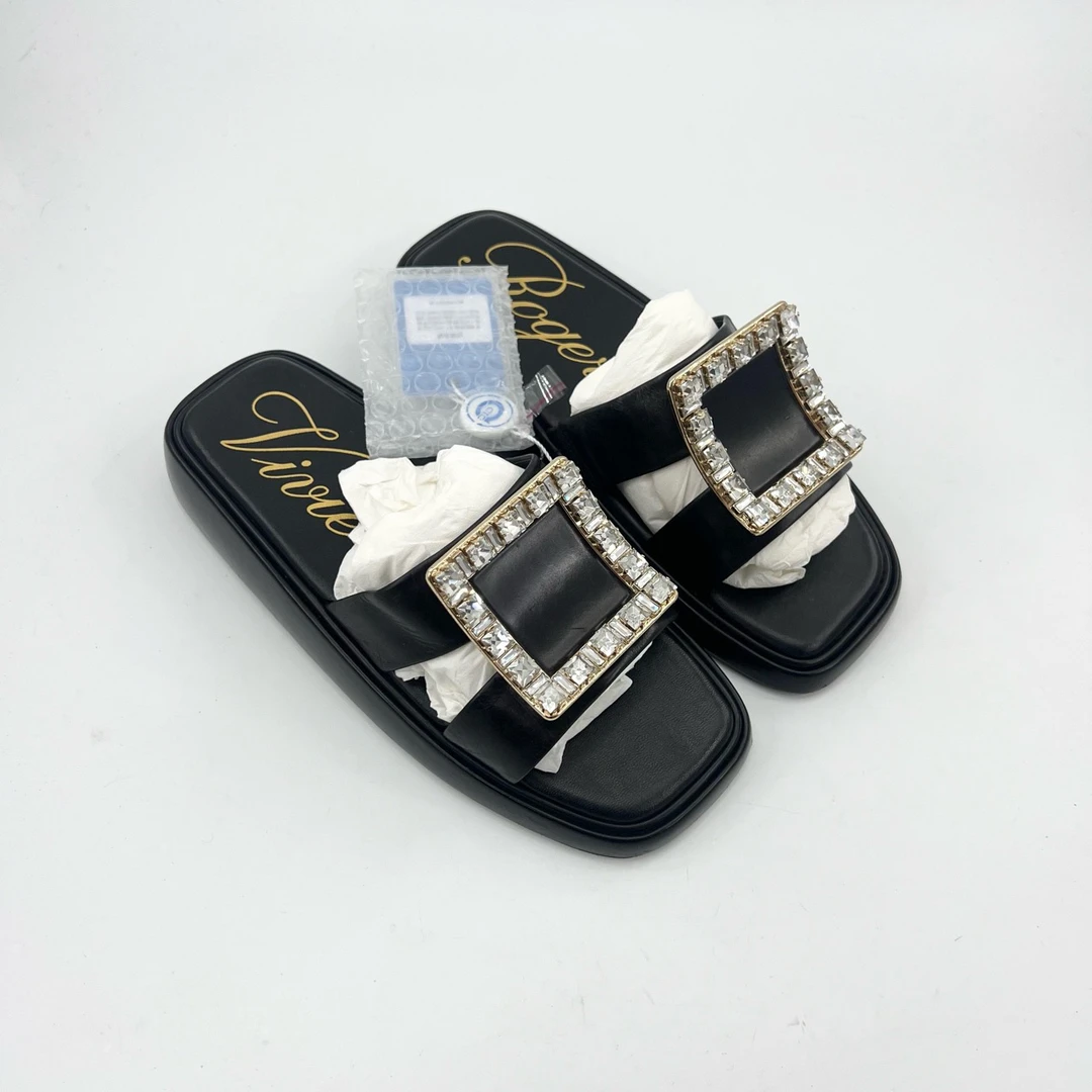 99新 Roger Vivier/罗杰·维威耶 37码/黑色钻扣拖鞋/pp426469