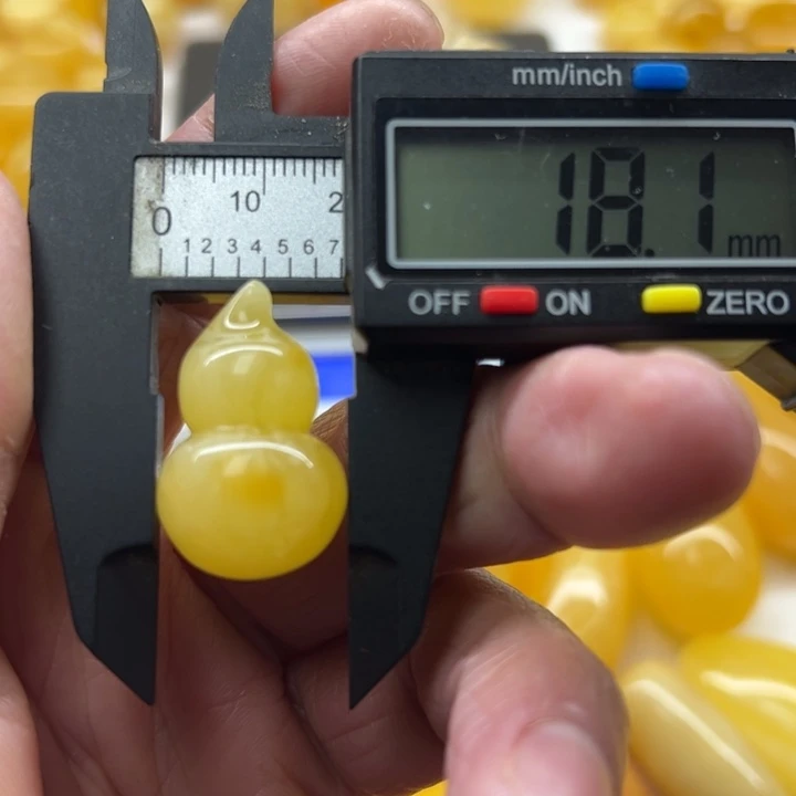 琥珀未镶嵌裸石原矿