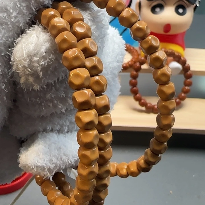 吊坠橄榄核7.1mm无相老挝核尖长串