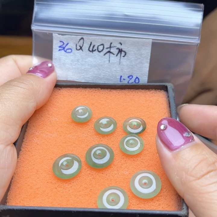 定制翡翠未镶嵌柿***?不