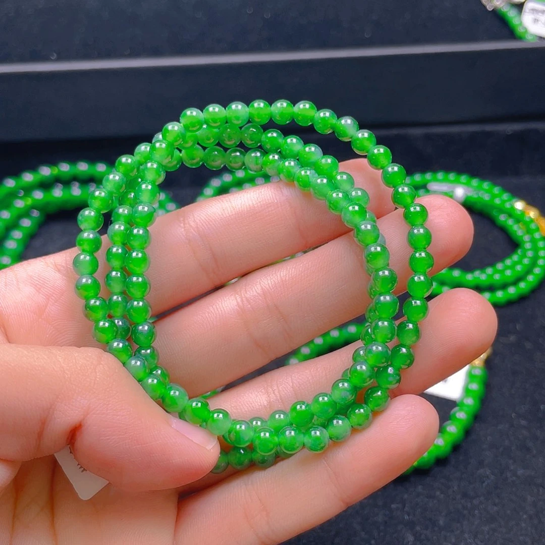 翡翠未镶嵌颈饰