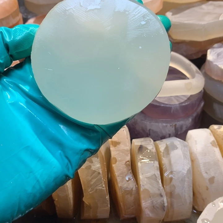 肉***肉定制玛瑙定制玛瑙手镯