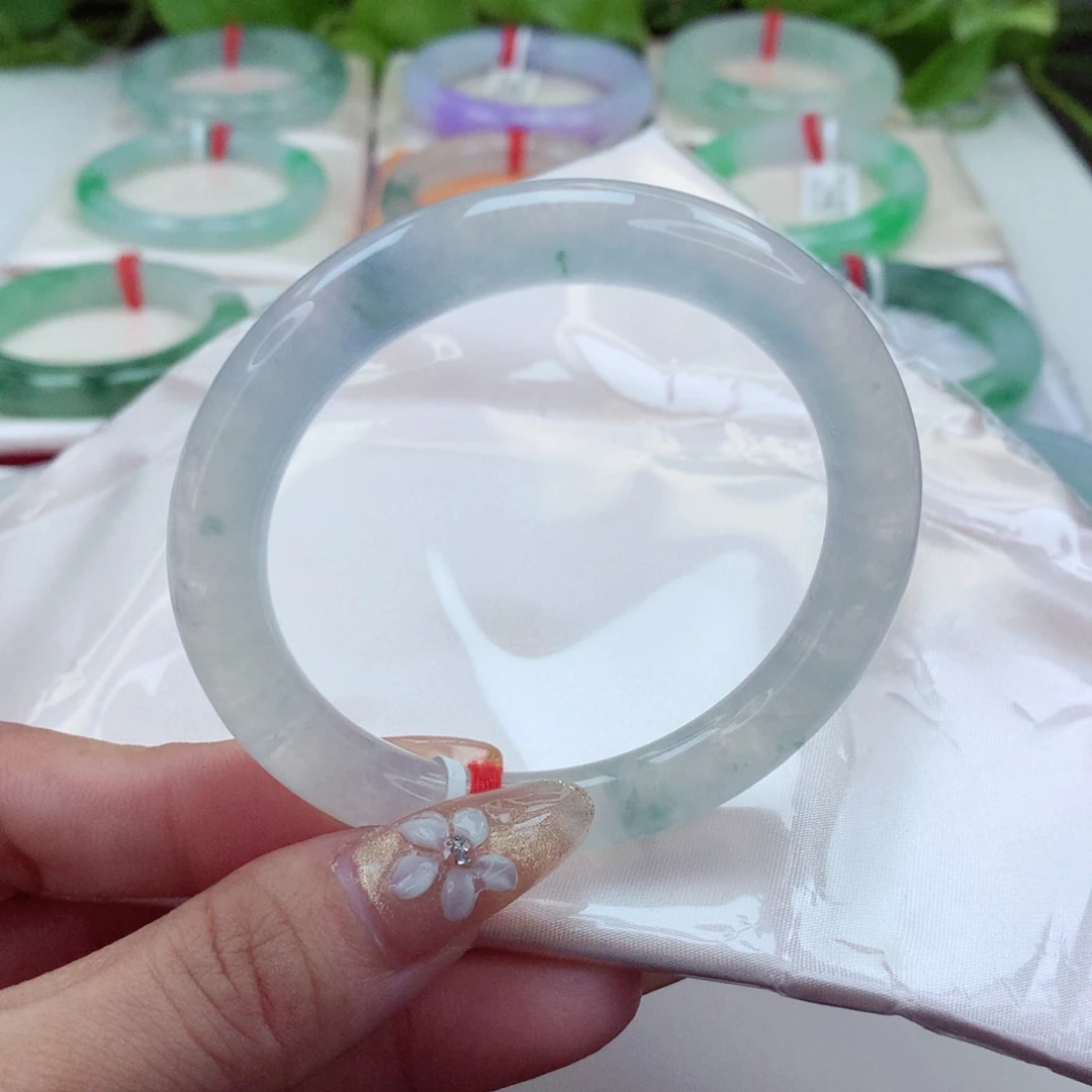 未镶嵌手镯（圆镯）翡翠54.4全条冰透 荧光棒 小柒