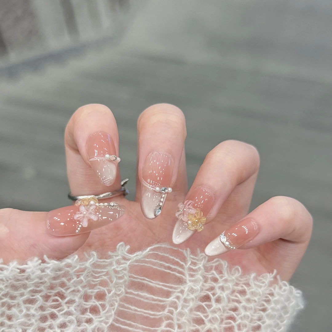 会有猫 晚樱坠梦 春夏爆闪猫眼法式冰花腮红御姐手工穿戴甲美甲