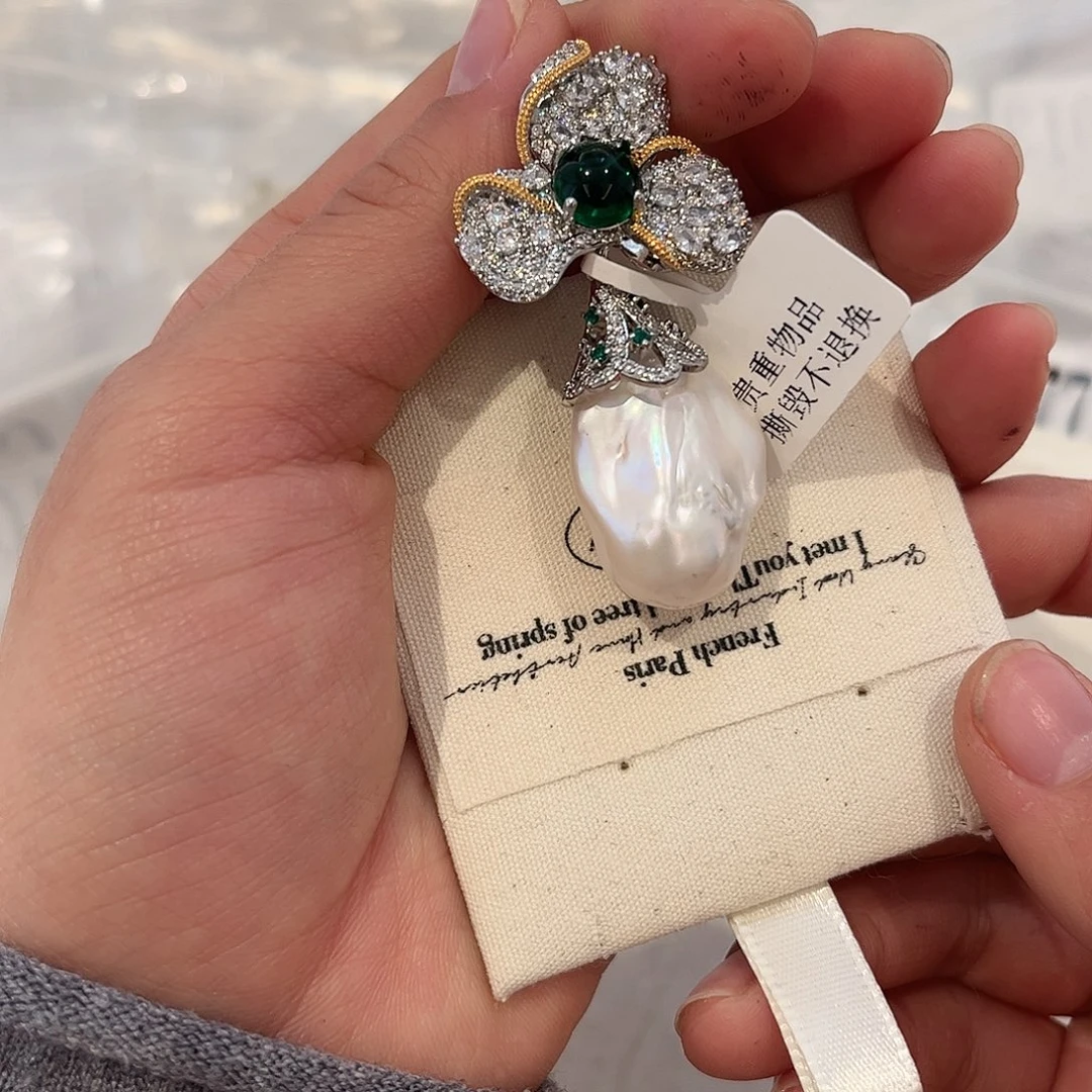 淡水珍珠耳饰合金