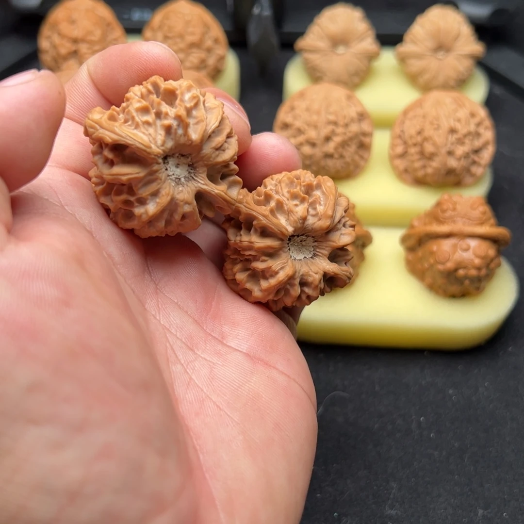 文玩核桃把件41龙门涧