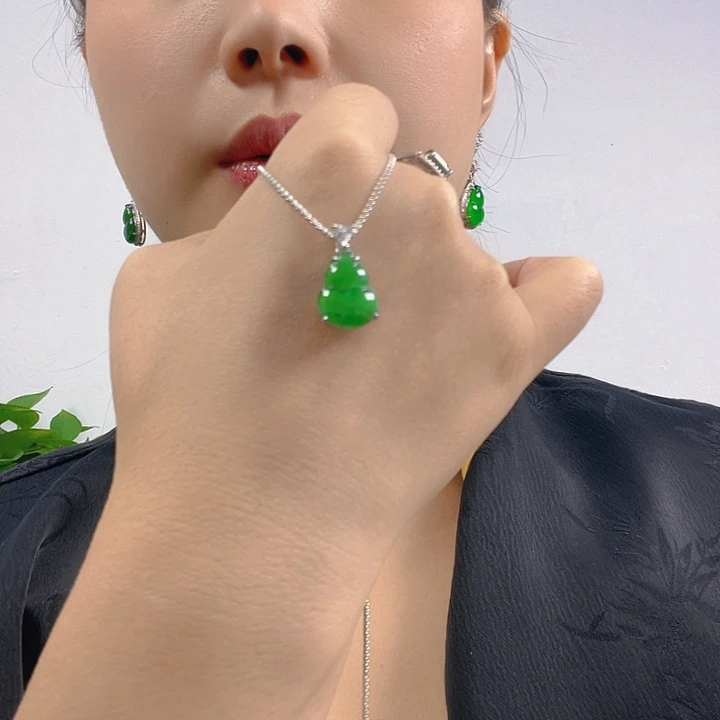 吊坠(不含链)银S925镶嵌翡翠