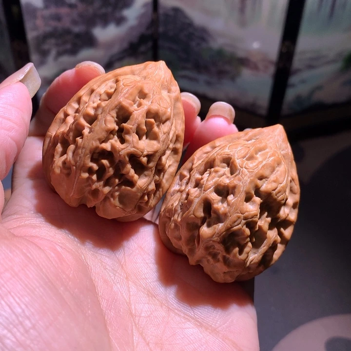 文玩核桃吊坠至尊宝