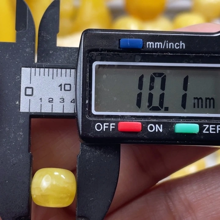 蜜蜡未镶嵌裸石2杂