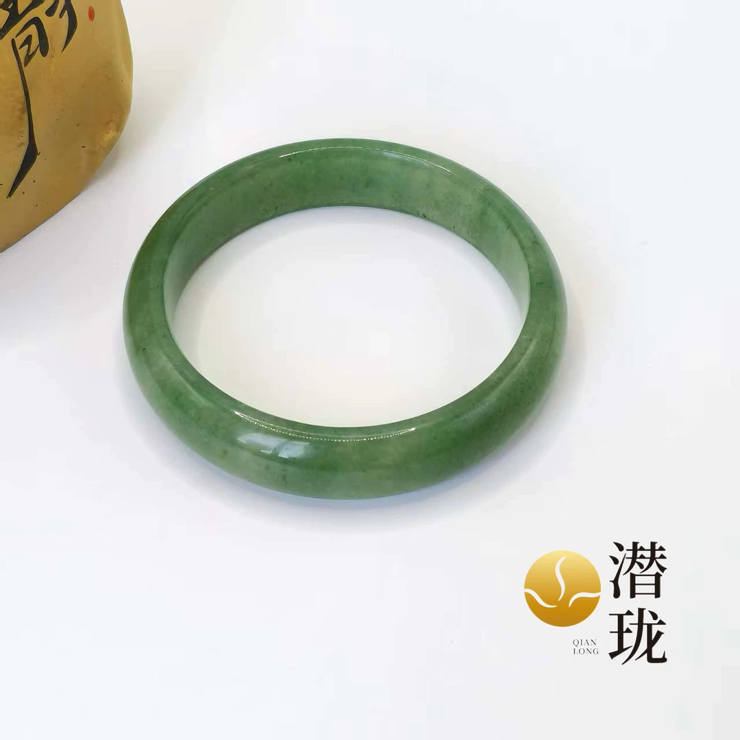 【潜珑】L-9009高品质纯天然东陵玉手镯天然结构可能出现矿坑