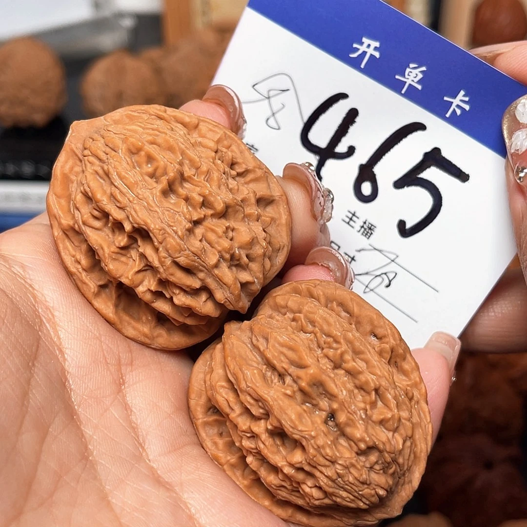 吊坠桃核虎头38+尺寸y