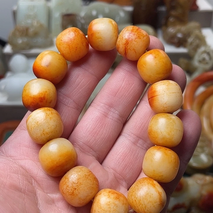 暖***宝和田玉未镶嵌颈饰