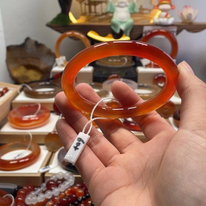 玛瑙/玉髓未镶嵌手镯