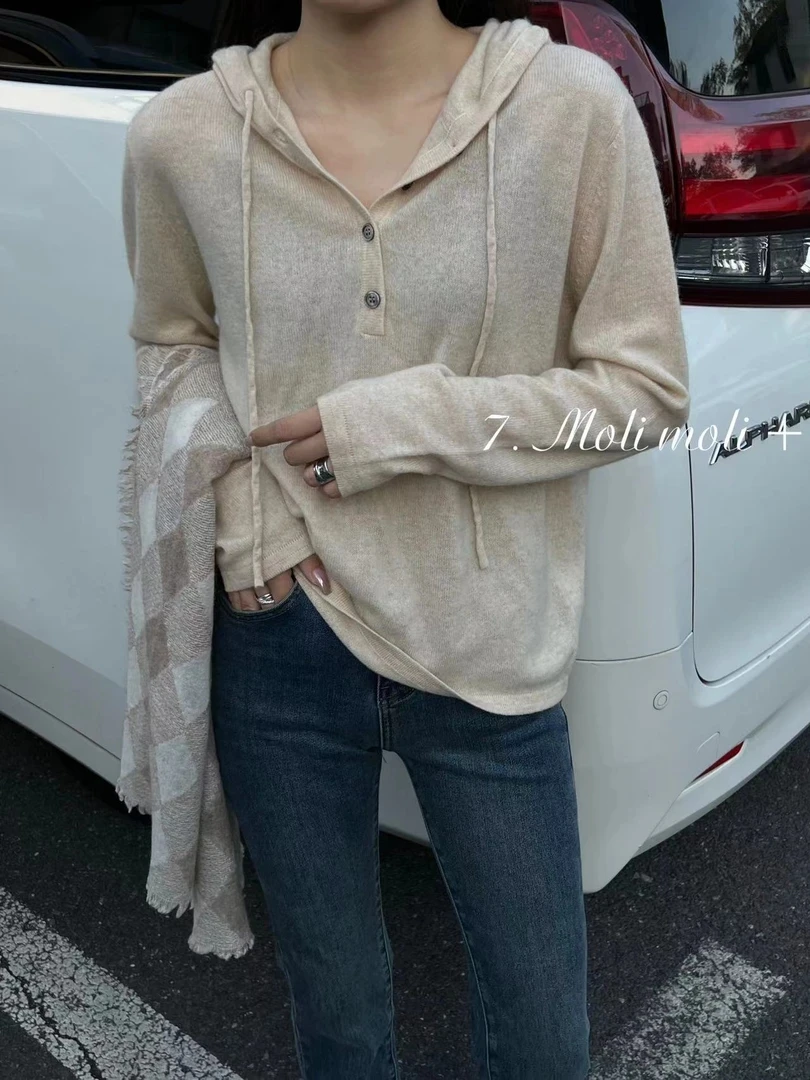 2024冬季新款欧货高品质山羊绒时尚连帽半开扣针织毛衣女打底衫