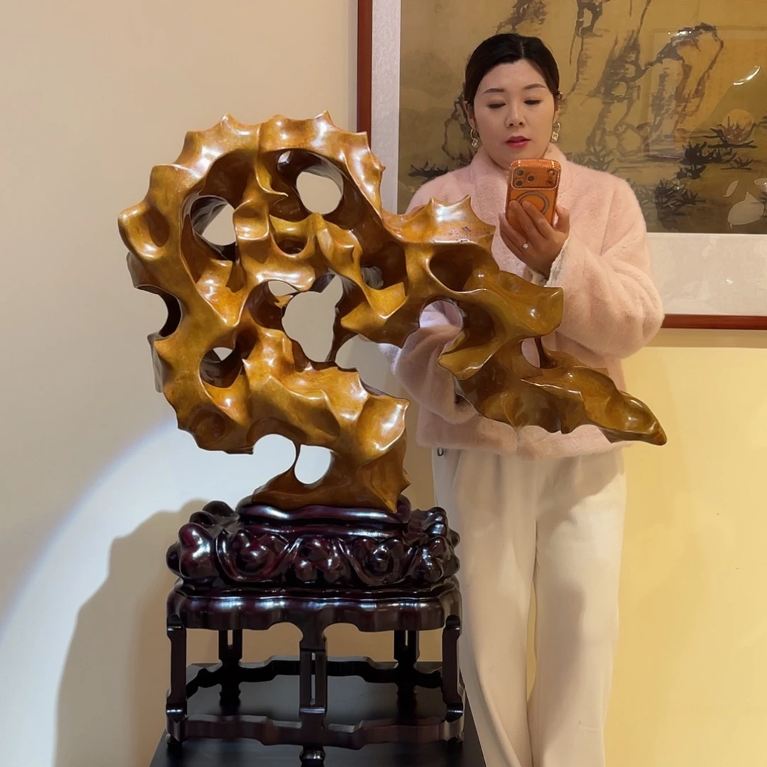 C***太湖石摆件，高99宽78