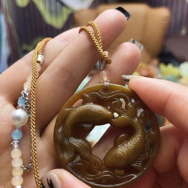 蛇纹石玉未镶嵌挂件