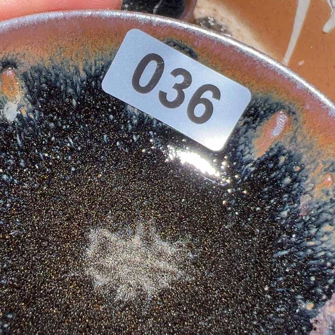 茶盏那*是超人为什么要穿紧身衣？救人要紧
