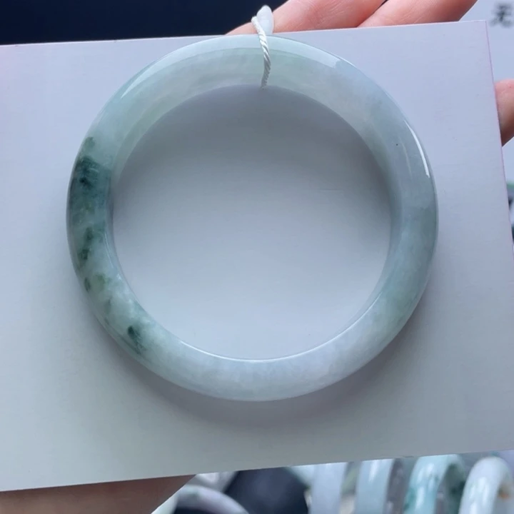 翡翠未镶嵌手镯57