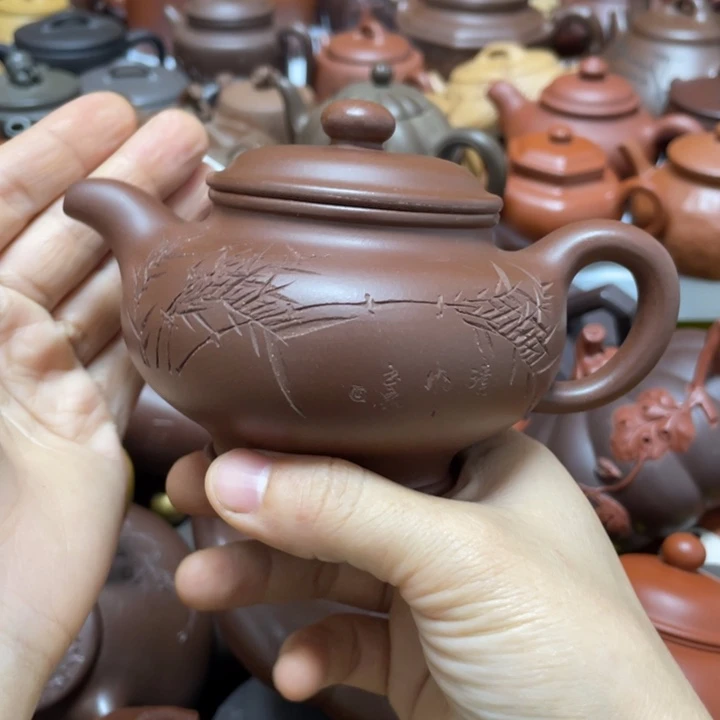 底槽青茶壶紫砂艺术学院